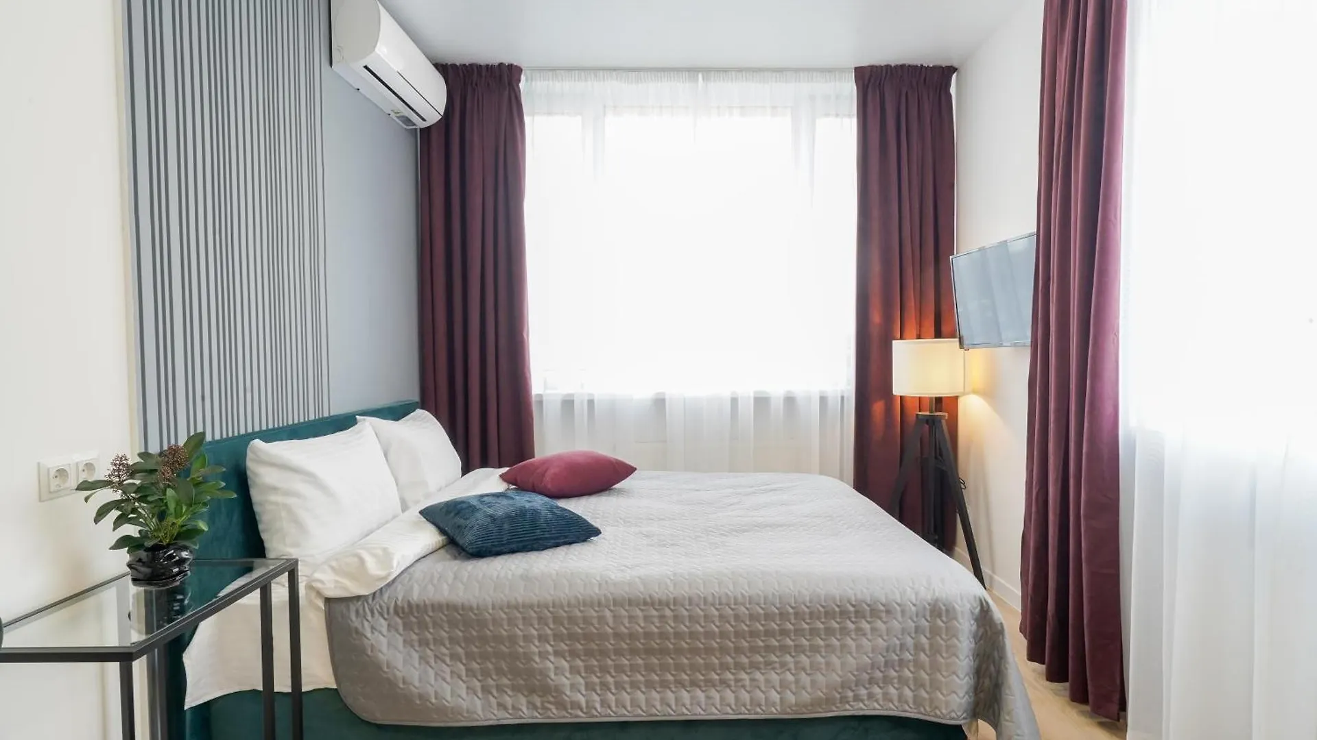 Апартаменти Myfreedom Поруч Із Метро Дніпро Kiev Apartamento
